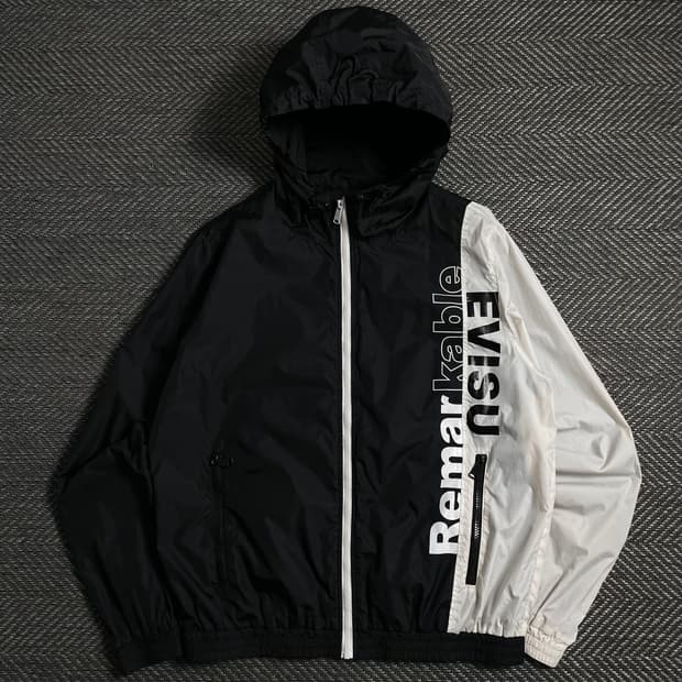 에비수 빅로고 배색 경량 바람막이 자켓o 4716