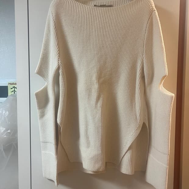 스텔라맥카트니 백 컷아웃 니트