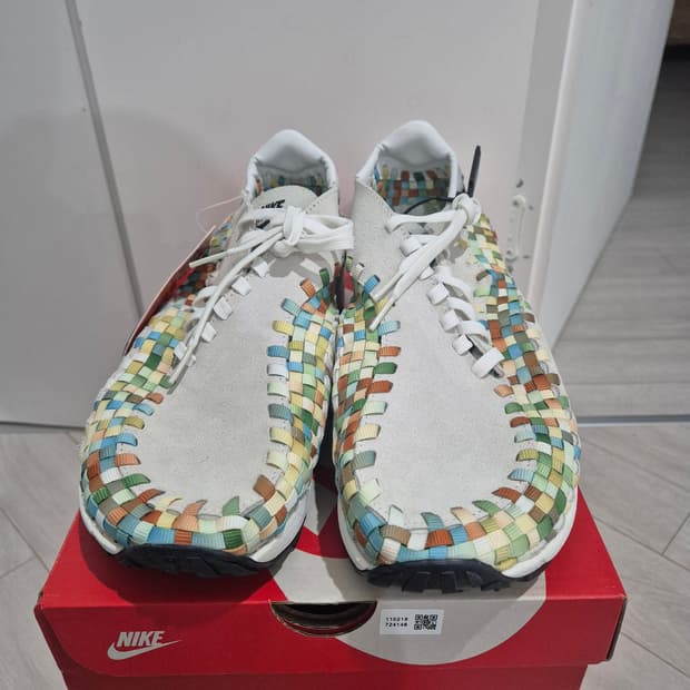 나이키 에어 풋스케이프 우븐 서밋 화이트 290 사이즈