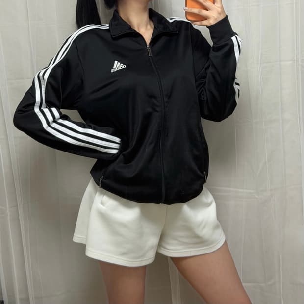 아디다스 에션셜 트랙탑