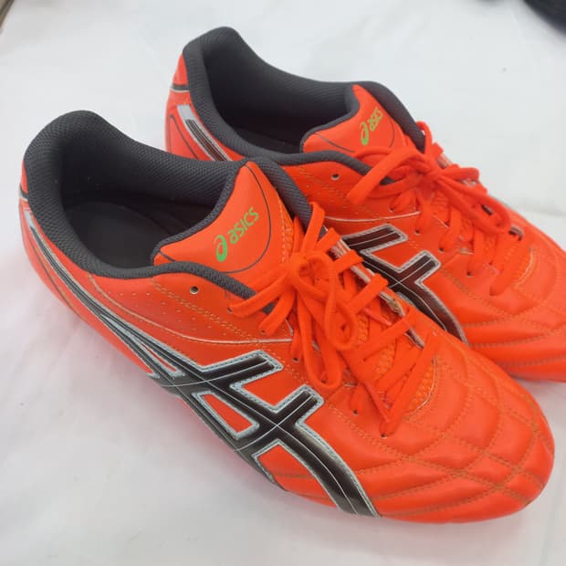 아식스(Asics) DS 라이트 축구화(275)