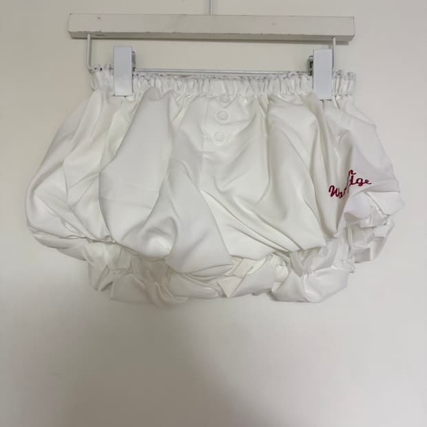새상품 여자 화이트 펌킨 반바지