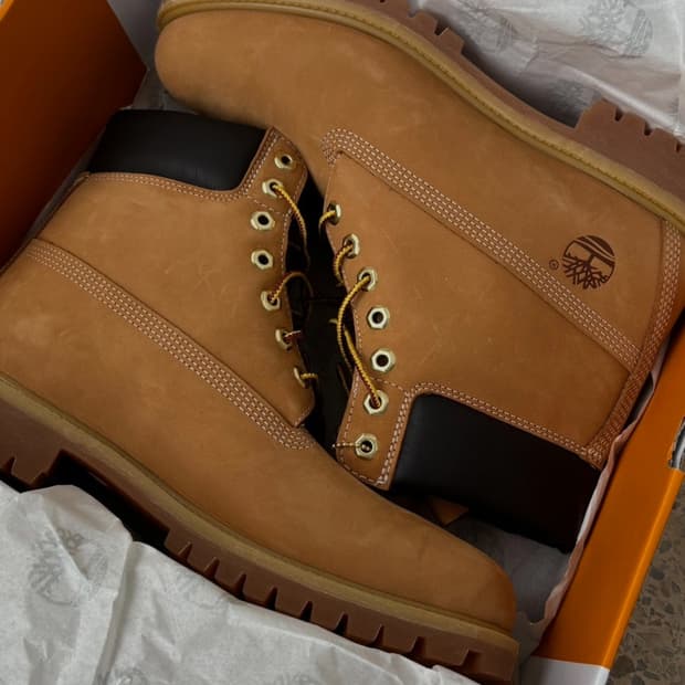 팀버랜드 카멜 팔아요~