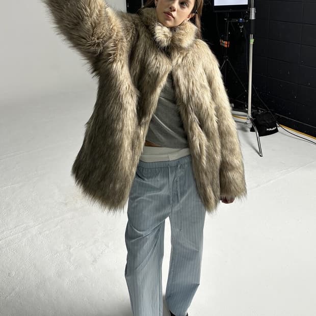 퍼자켓 OVERSIZED FUR JACKET V3(MOCHA BEIGE)