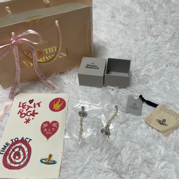 비비안웨스트우드 귀걸이