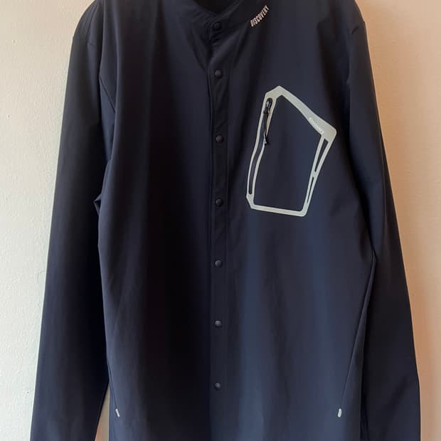 디스커버리 남성 네이비 바람막이점퍼