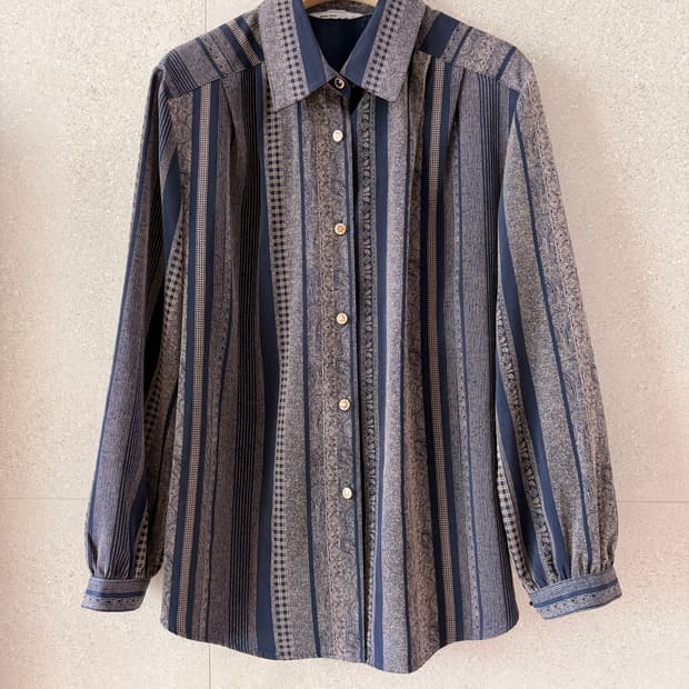 빈티지 패턴 스트라이프 긴팔 셔츠 체크 레이스