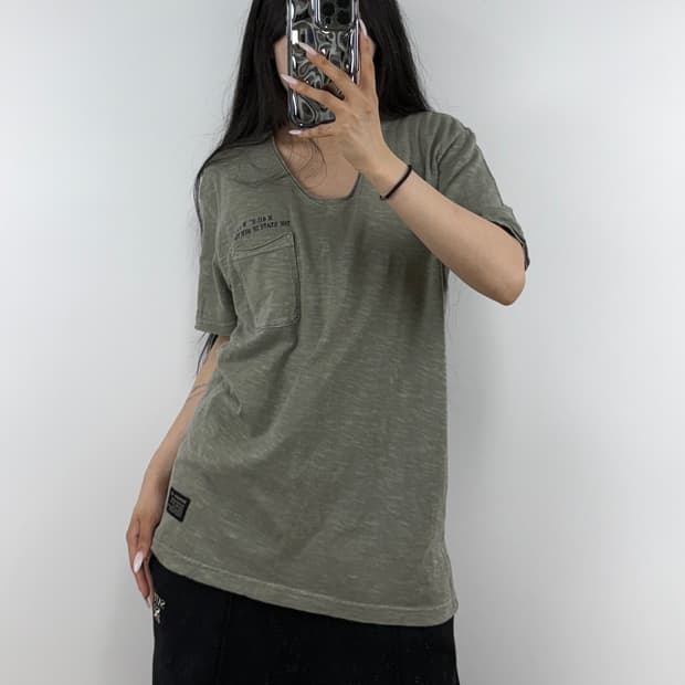 버커루 빈티지 브이넥 포켓 반팔티 카키 0528