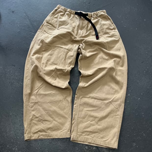 그라미치 벨티드 와이드 루즈핏 팬츠 100