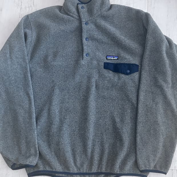 파타고니아 신칠라 플리스 라이트웨이트 니켈 네이비 M