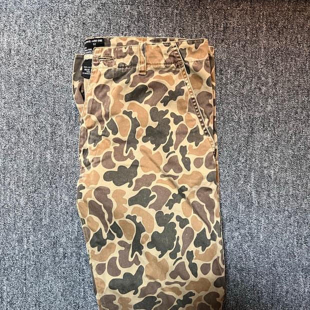 stussy camo pants  32