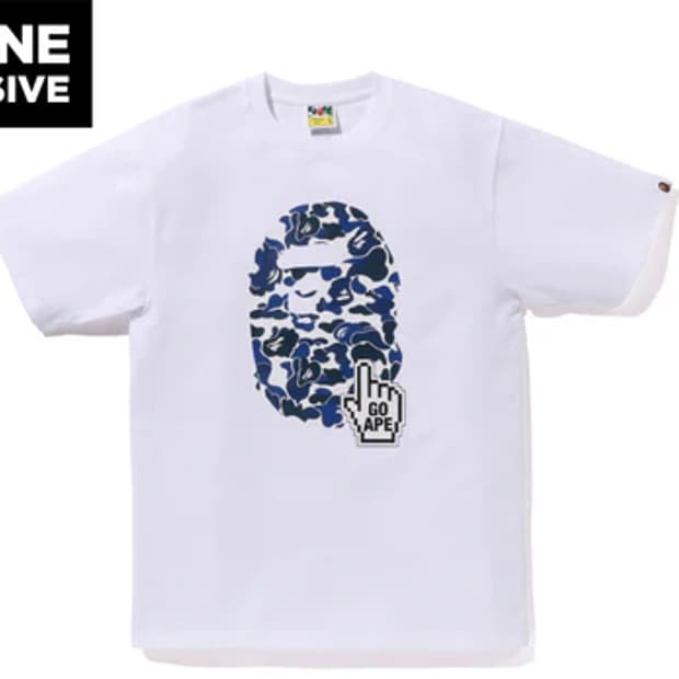 [L] 베이프 온라인 한정 카모 GO APE 빅사루 반팔티 화이트