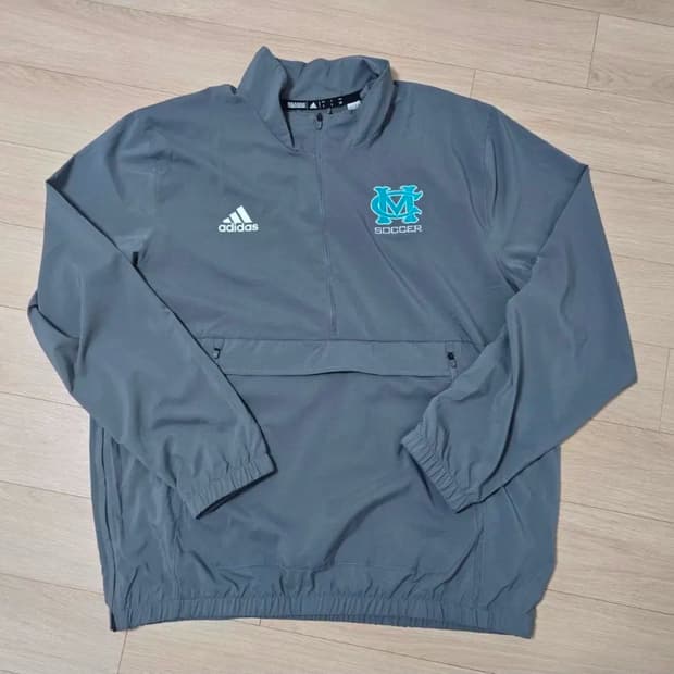 아디다스 아노락 티셔츠 L