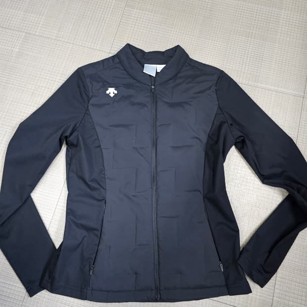 데상트 골프 초경량 하이브리드 패딩