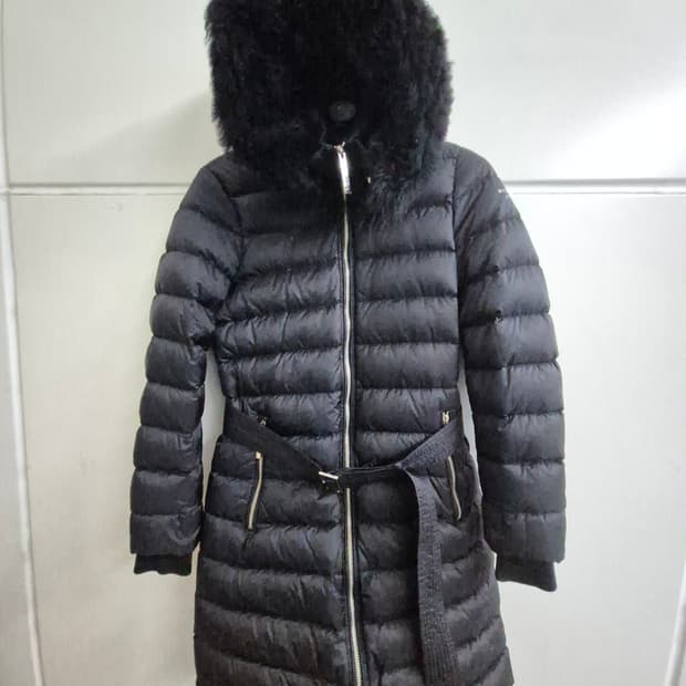 버버리 라임하우스 다운 파카 8003537_A1189_BL ACK(S)