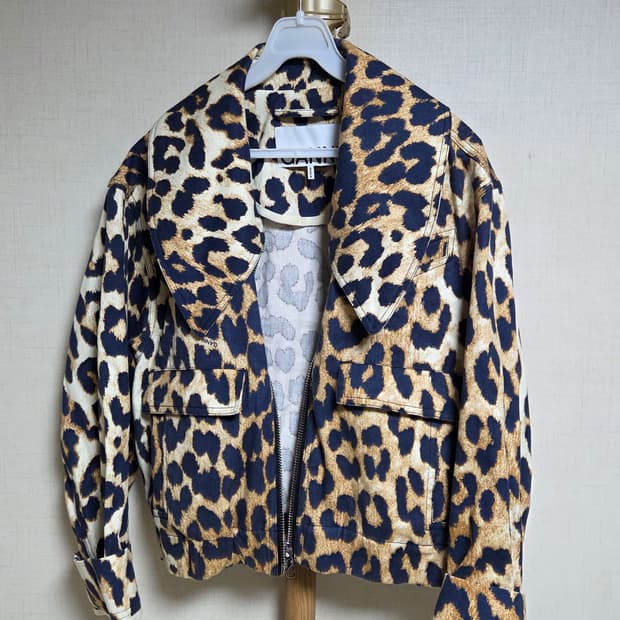 GANNI 가니 레오파드 자켓