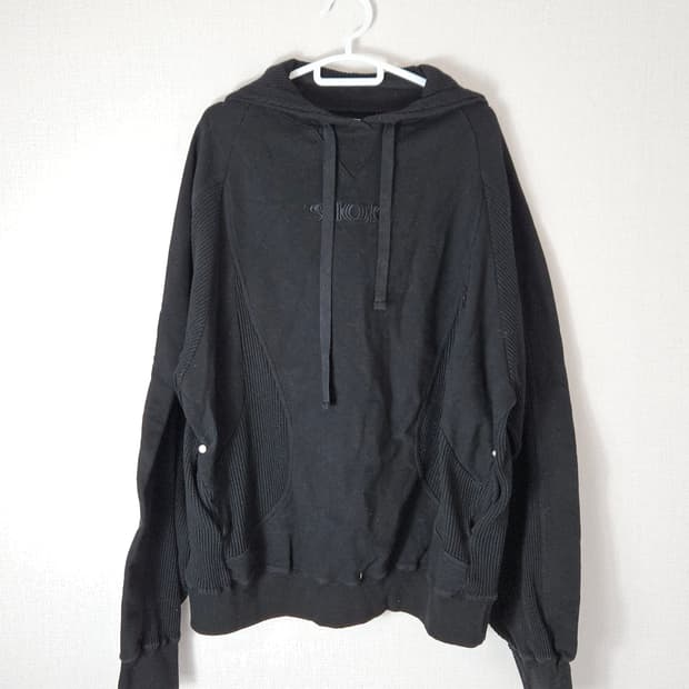 언더마이카 22SS 시오키 아켄 와플 후드 잉크 블랙 OS