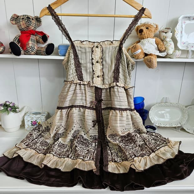 axes femme(엑시즈팜) 초코릿 리본캉캉 원피스 (M)