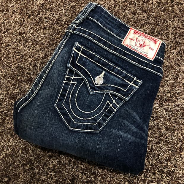 트루릴리전 Disco Becky Big T 부츠컷 플레어 데님 팬츠