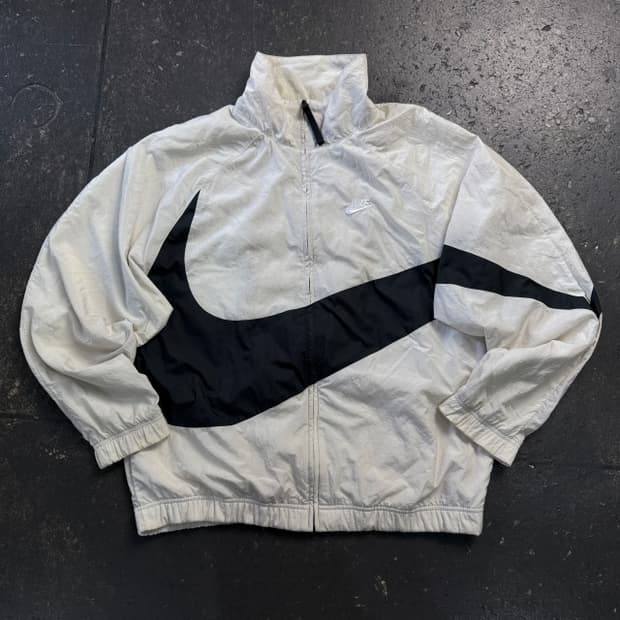 100 나이키 빅스우시 바람막이