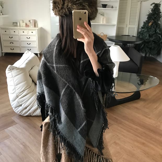 vintage pattern tassel shawl cape