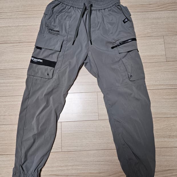 라이프워크 나일론 지퍼 카고 조거팬츠 S카키