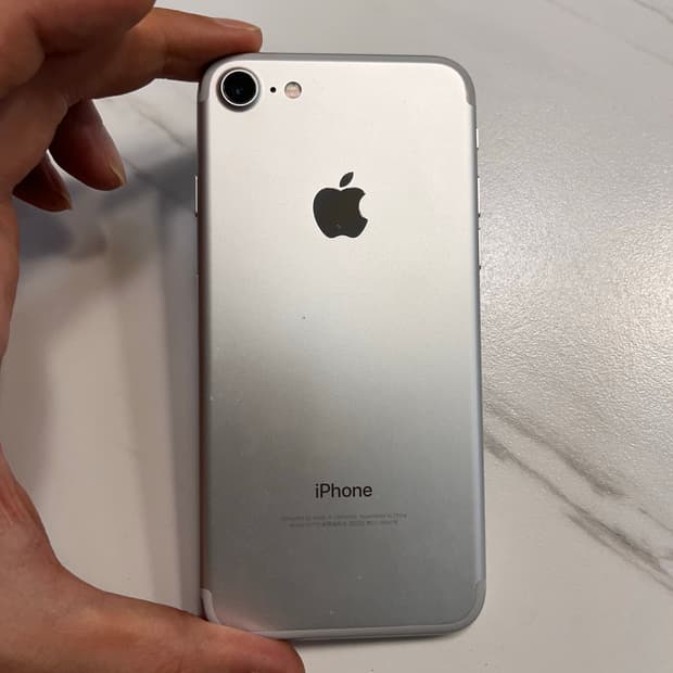 아이폰7실버 128GB