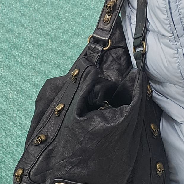 토마스와일드 해골장식  가죽가방