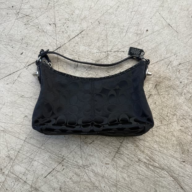 코치 블랙 시그니처 패턴 숄더백