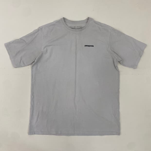 파타고니아 반팔티 라이트 그레이 L