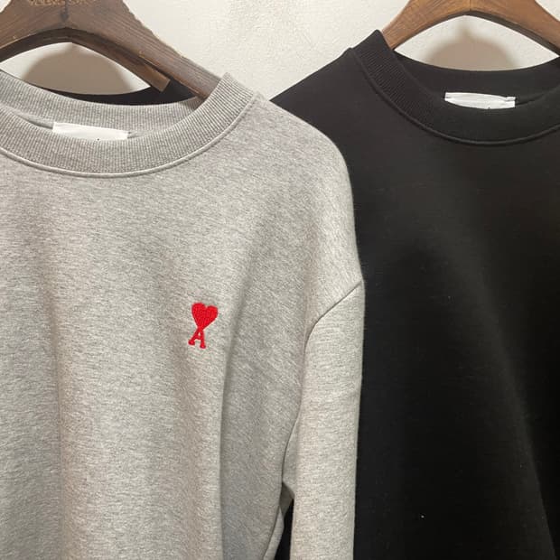 아미 스몰로고 맨투맨 그레이 블랙 M