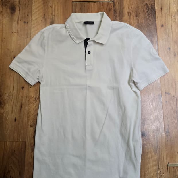 벨스타프 반팔 티셔츠 판매합니다