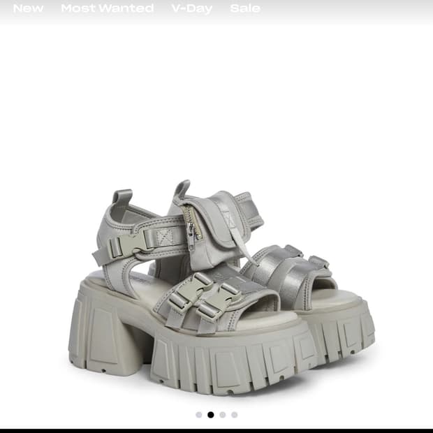 ((새상품)) 돌스킬 DOLLSKILL 유토피아 플랫폼 샌들 그레이