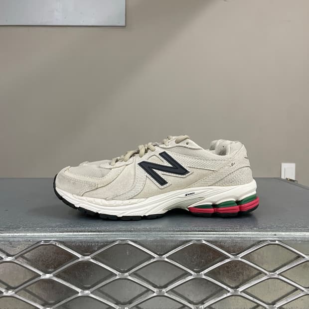 뉴발란스 860v2 크림 베이지 235