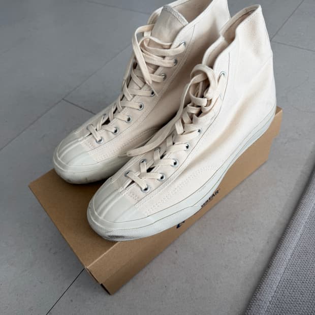 [270] 문스타 짐클래식 하이 화이트