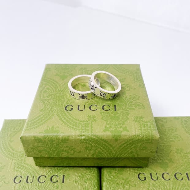 (정품/새상품) GUCCI 구찌 공용 인그레빙 GG 실버링 반지