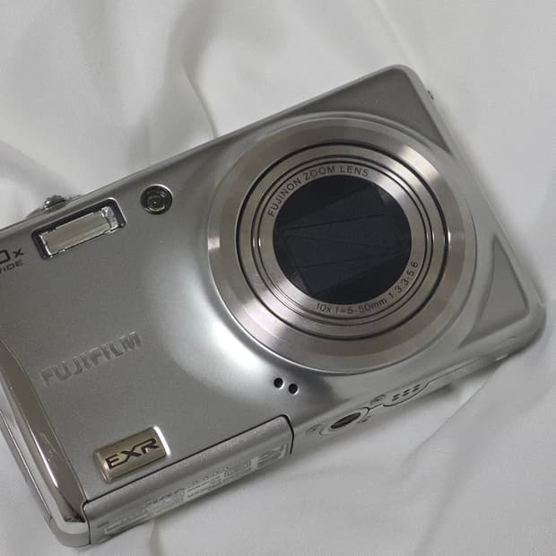 후지필름 F70EXR 실버