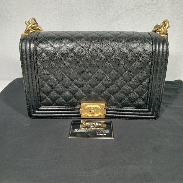 샤넬 보이백 라지 금장 캐비어 27번대 A92193
