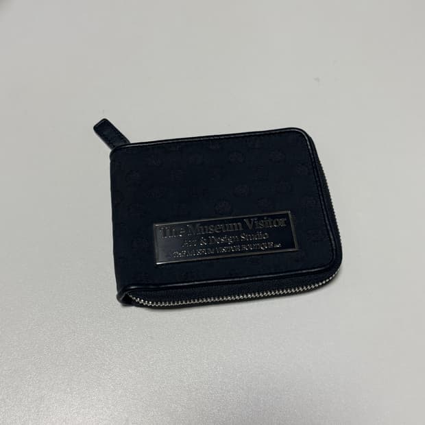 도트 자수 지갑 (Dot embroidery wallet) 블랙