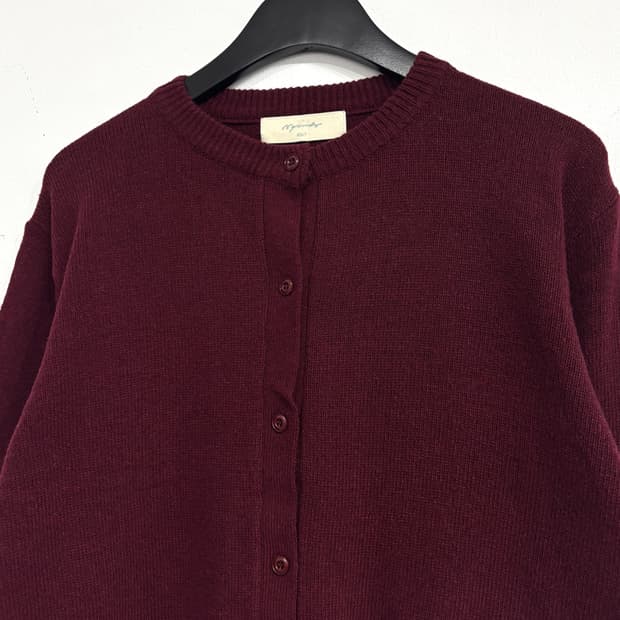[새상품] 육육걸즈 버건디색 니트가디건