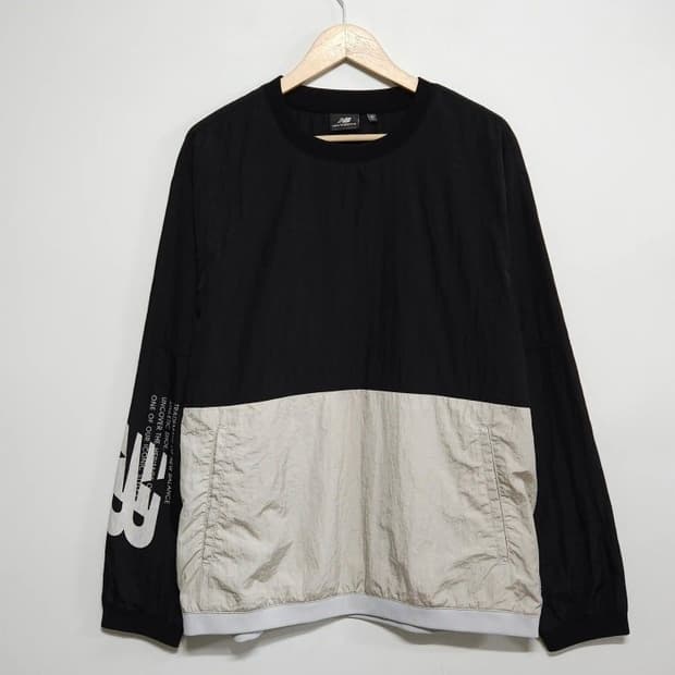 105 NEW BALANCE 뉴발란스 나일론 우븐 맨투맨
