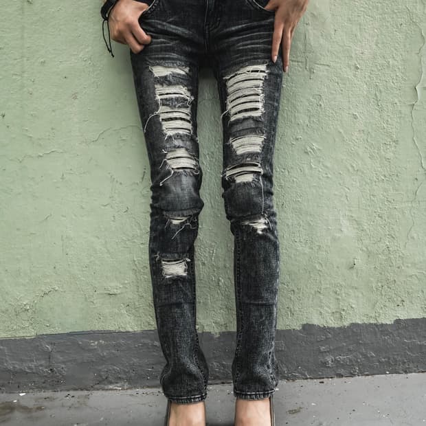 Washing Damage Skinny Jeans