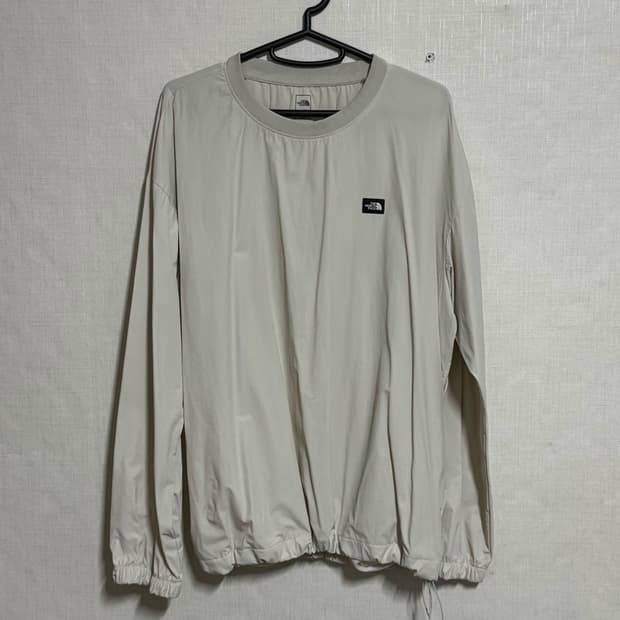노스페이스 루즈핏 맨투맨 S/90 아이보리