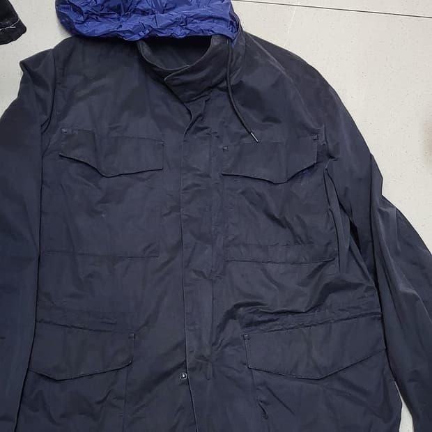 프라다 재깃 100