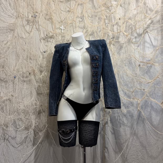 Y2K Chain loop stud detail  jacket