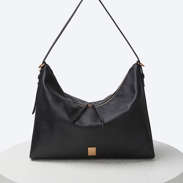 쿠론 Couronne 블랙 피어 숄더백 39