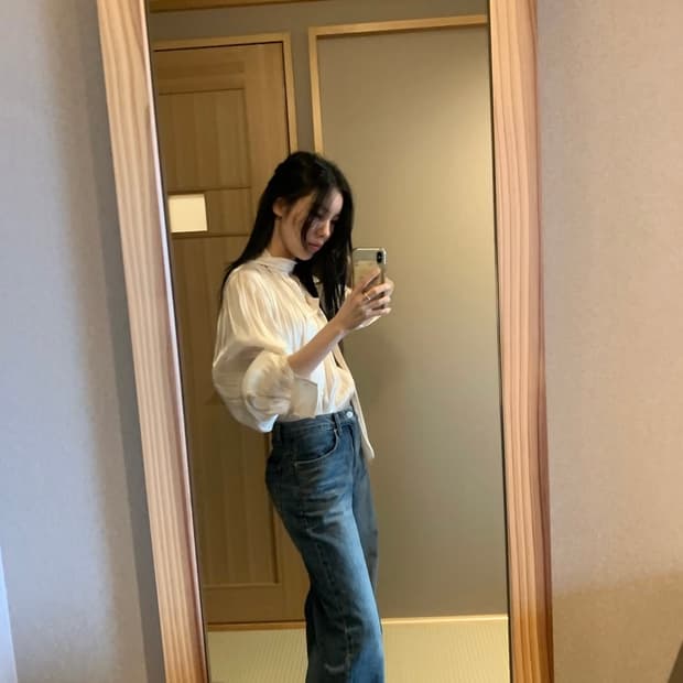 Lea 르에 ELLEN SCARF SHIRRING BLOUSE 블라우스