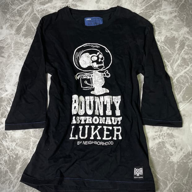 by neighborhood sleeve t