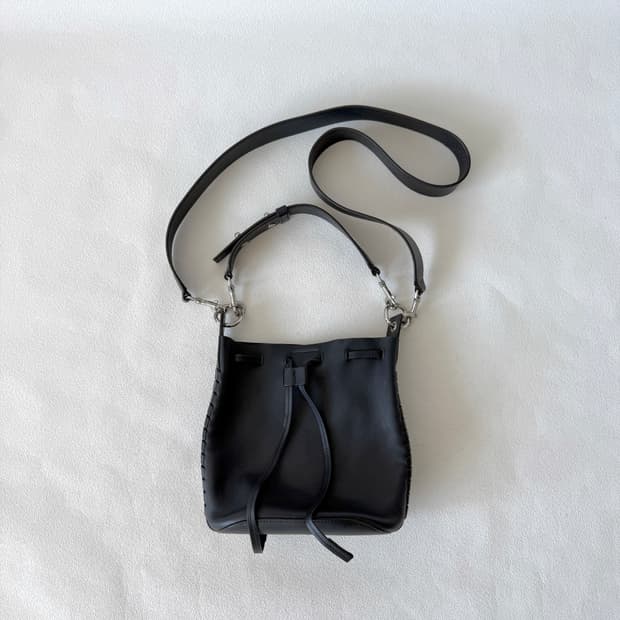 올세인츠(ALLSAINTS) 레더 버킷백