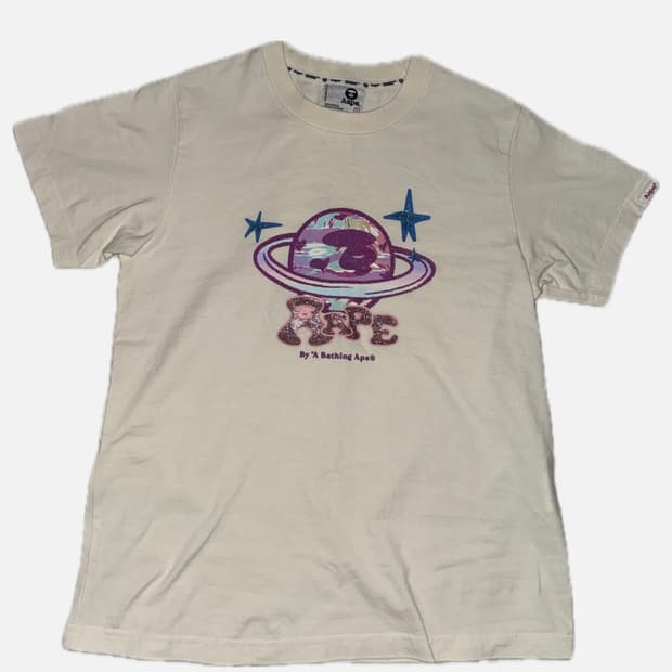베이프 에이프 유니버스 티셔츠